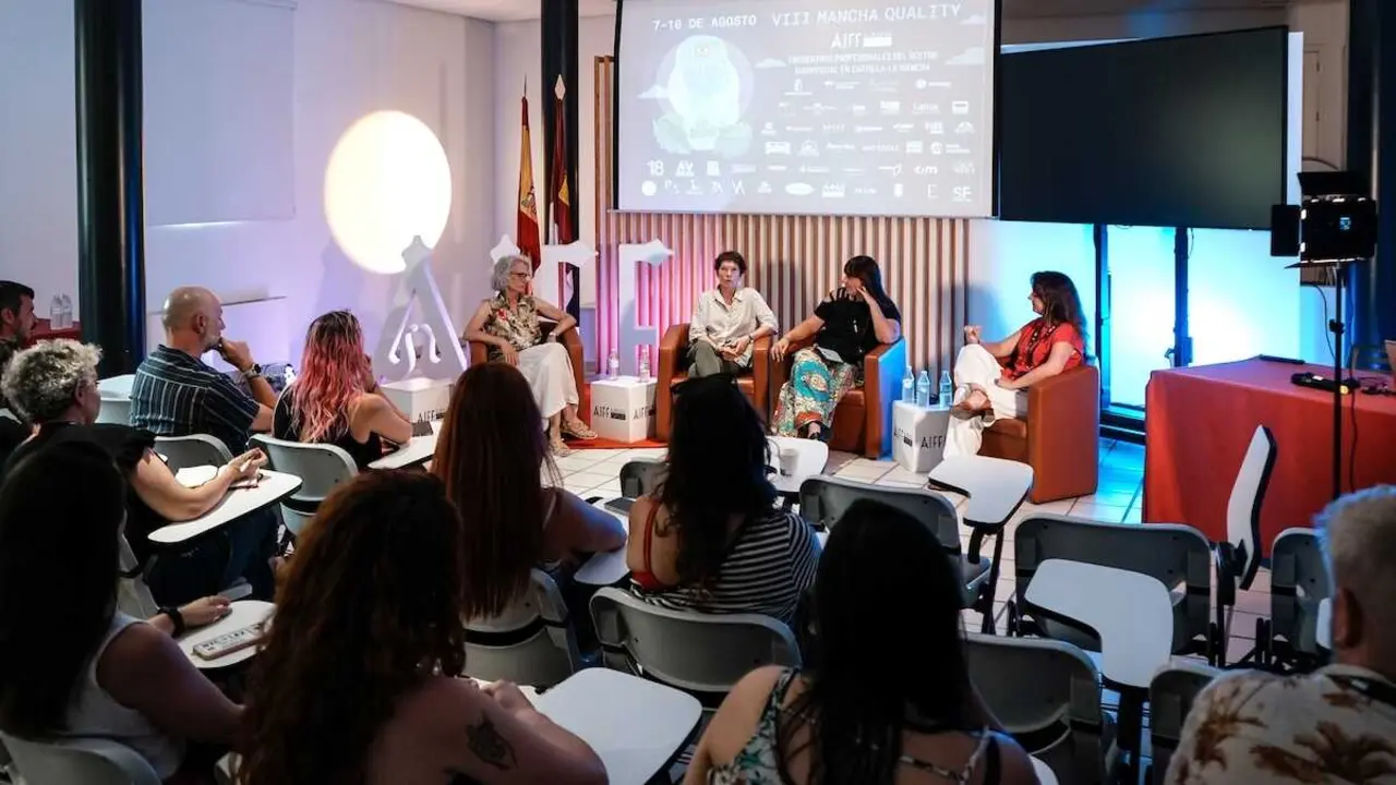 El Festival de Cine de Almagro aborda la IA y las series verticales