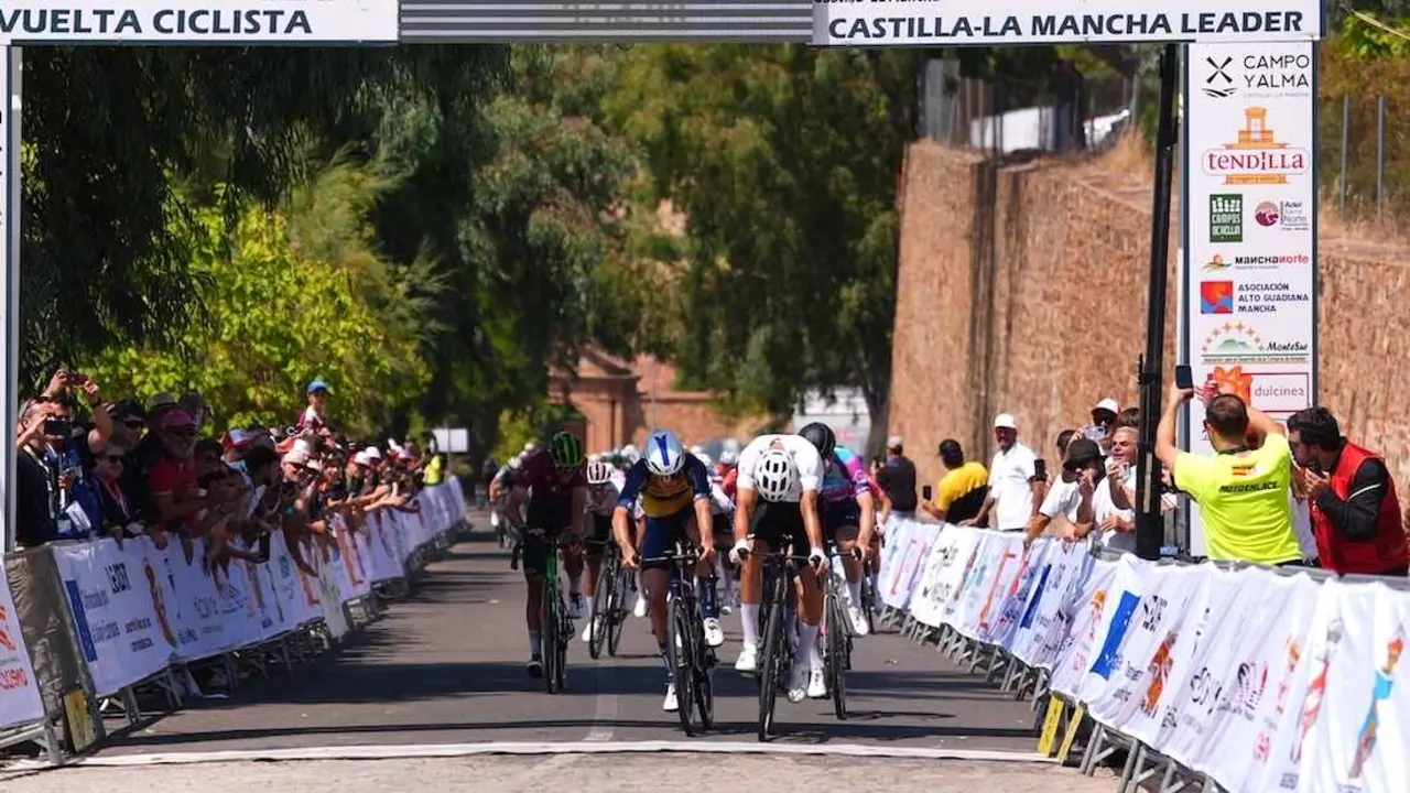 Benareau firma el tres de tres en la Vuelta a Castilla-La Mancha