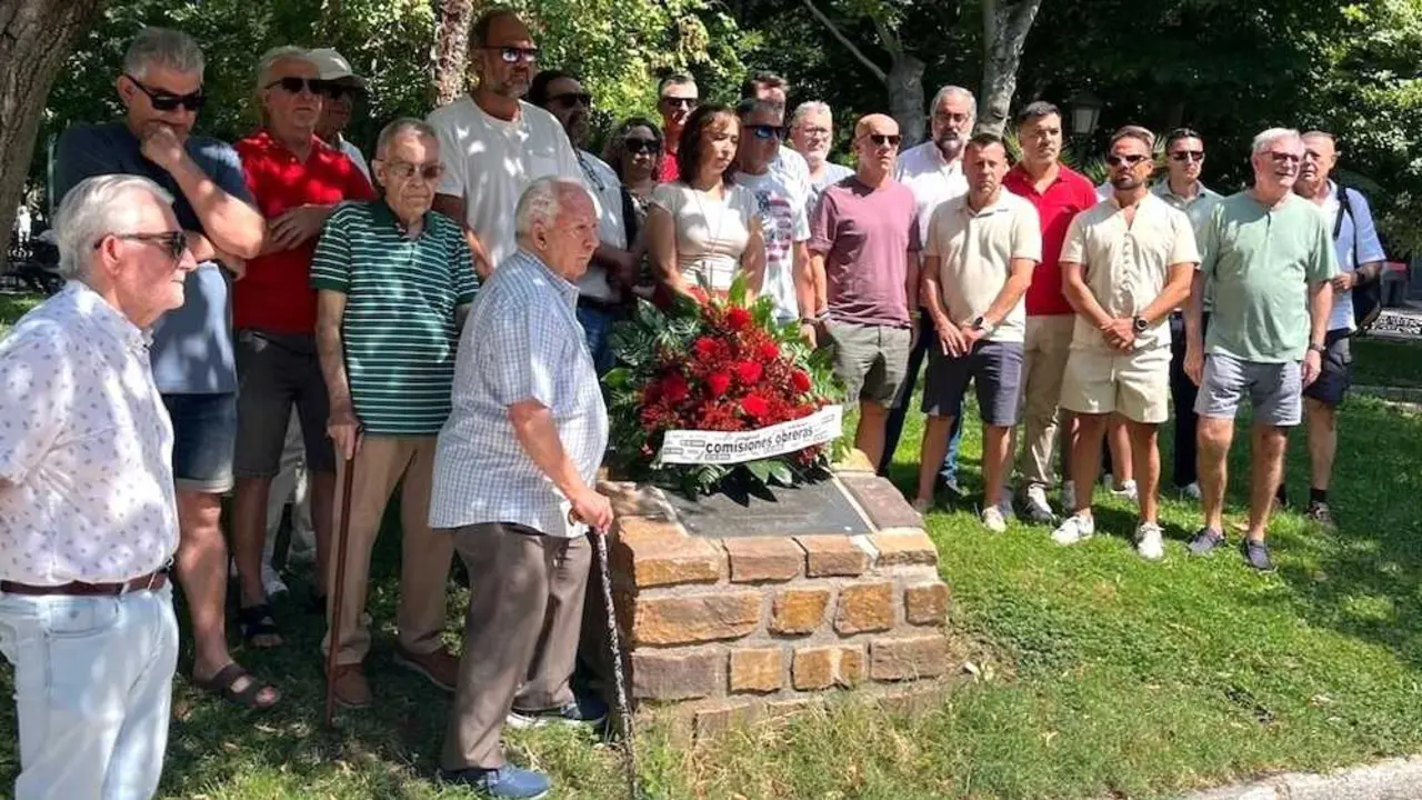 Puertollano (Ciudad Real) rinde homenaje a los nueve fallecidos en Repsol en 2003