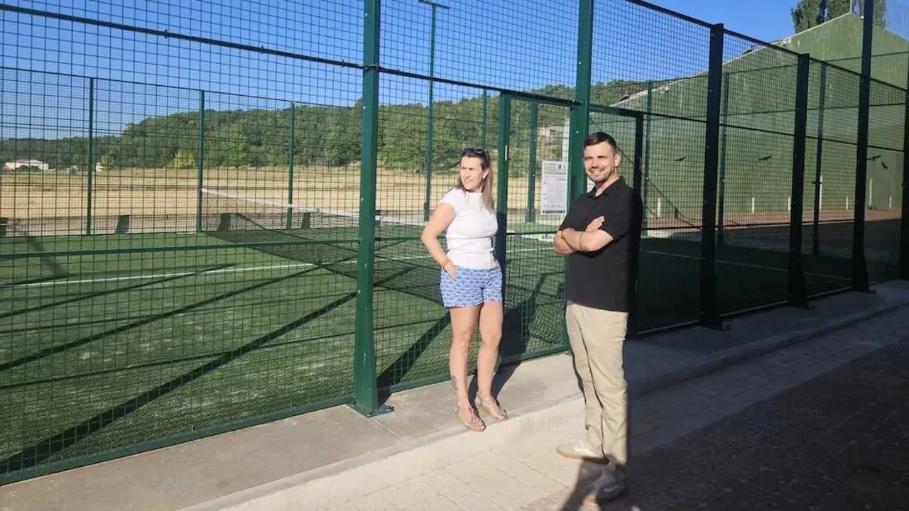 Fuentes y Villalba de la Sierra estrenan nuevas pistas de p&aacute;del con la ayuda de la Diputaci&oacute;n de Cuenca