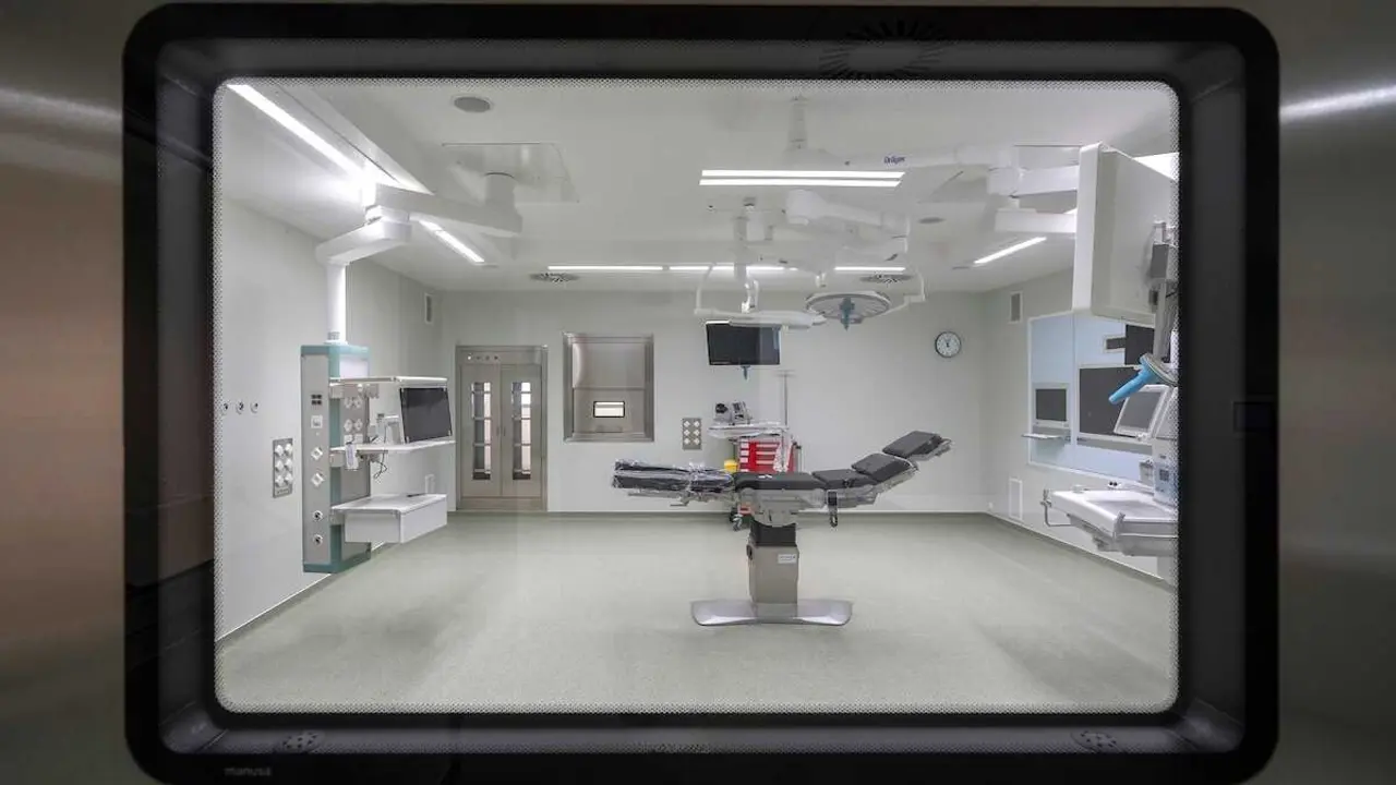 La Junta equipa la Unidad de Neurocirug&iacute;a del Hospital Universitario de Cuenca