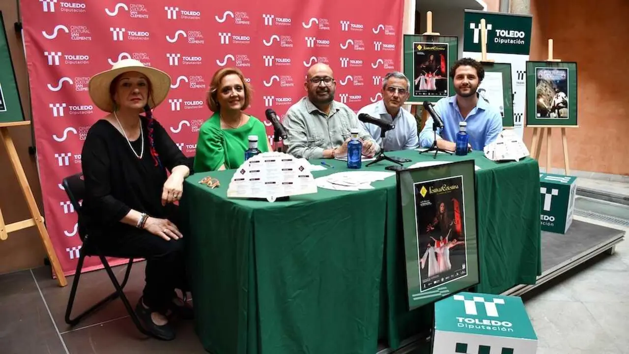 En la imagen un instante de la presentaci&oacute;n del XXVIII Festival Celestina de La Puebla de Montalb&aacute;n (Toledo), este martes en el Centro Cultural San Clemente de la capital regional.