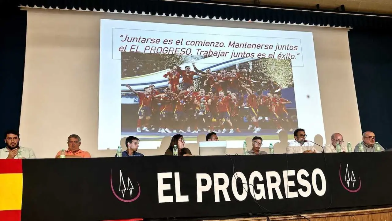 En la imagen un intante de la Asamblea de la Cooperativa El Progreso que ratific&oacute; el acuerdo