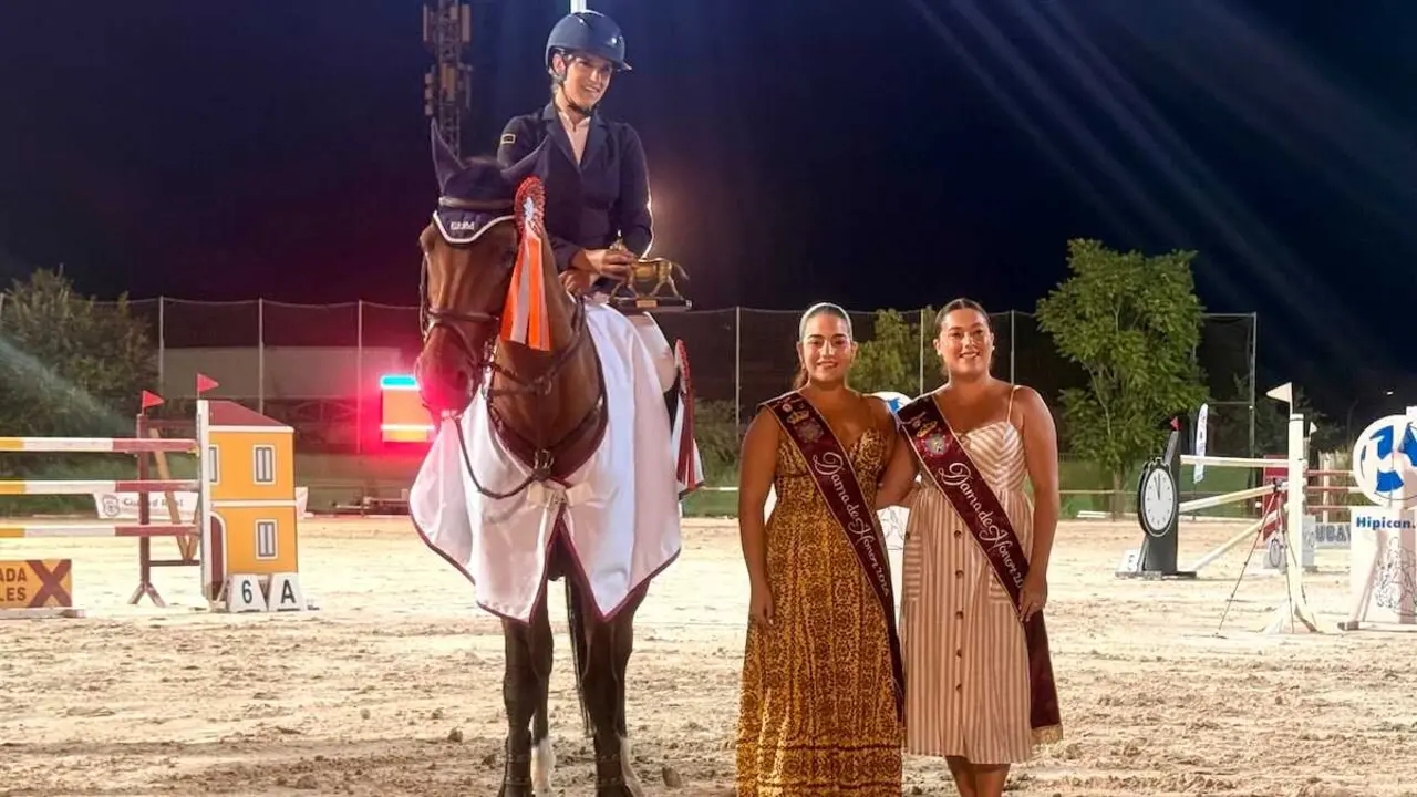 Carmen Garc&iacute;a-Torres gana el Concurso H&iacute;pico Nacional de Saltos de Ciudad Real