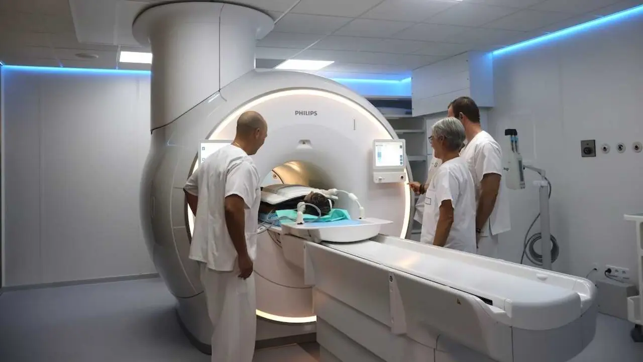 Los hospitales de Talavera de la Reina (Toledo) y Alc&aacute;zar de San Juan (Ciudad Real) renovar&aacute;n sus resonancias magn&eacute;ticas por 3,09 millones