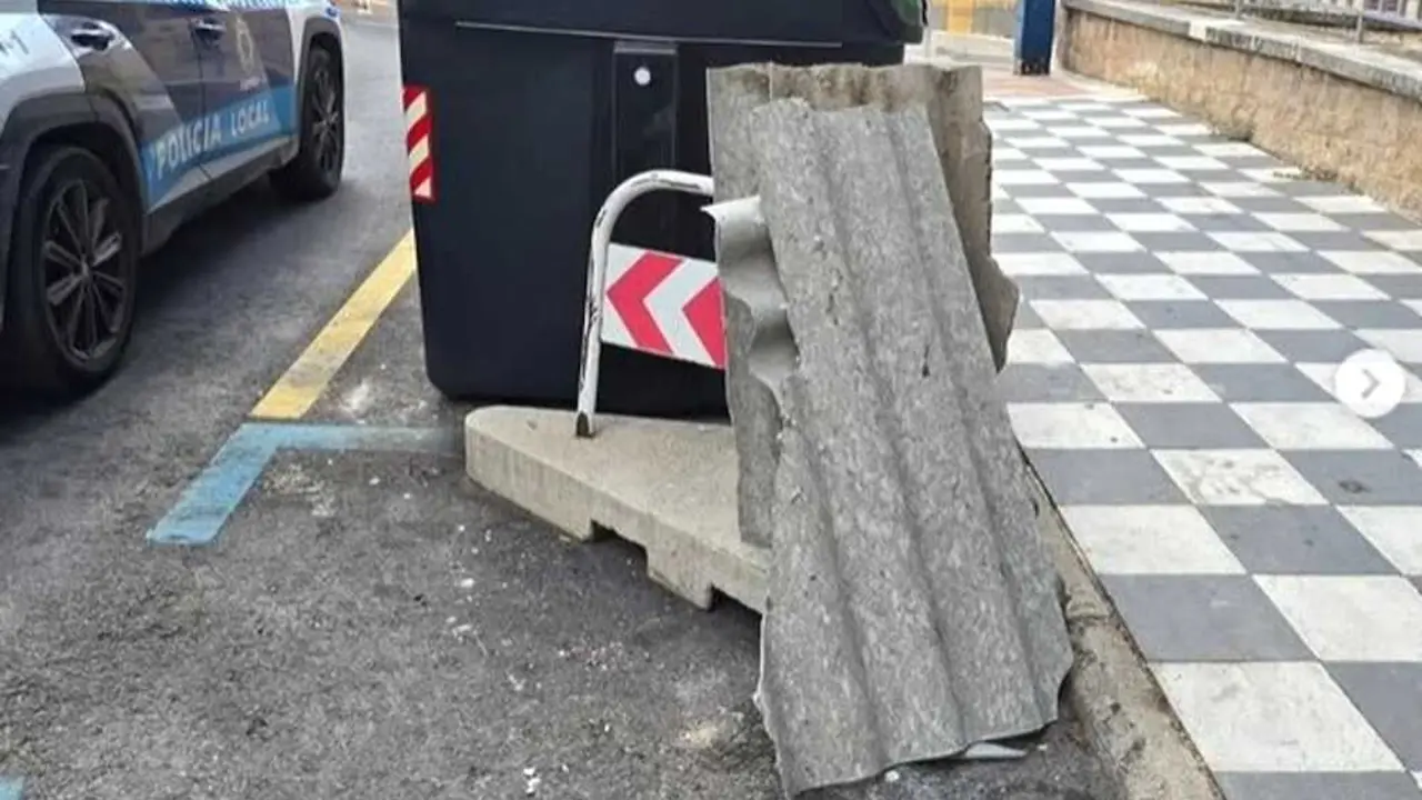 La Polic&iacute;a Local de Cuenca investiga dos vertidos de fibrocemento