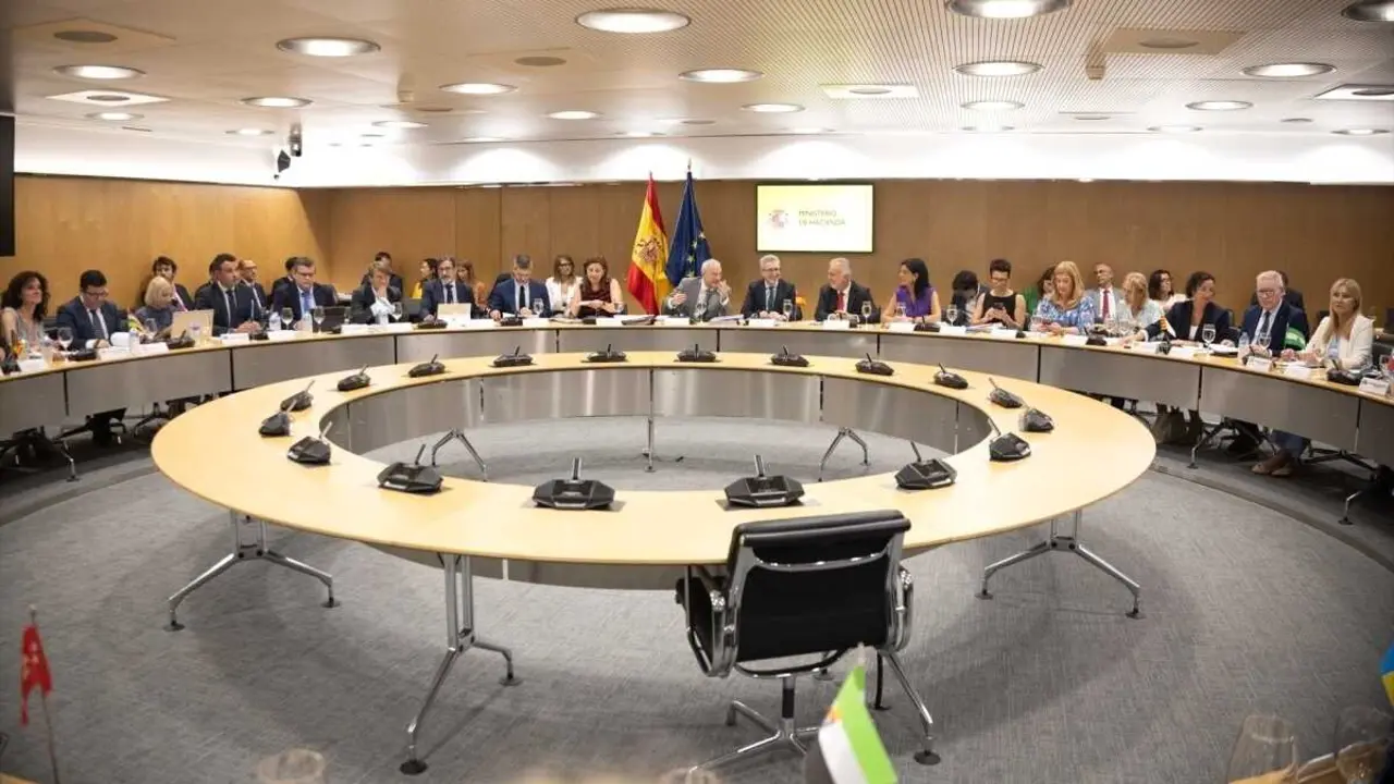 Imagen de archivo del Consejo de Pol&iacute;tica Fiscal y Financiera (CPFF)