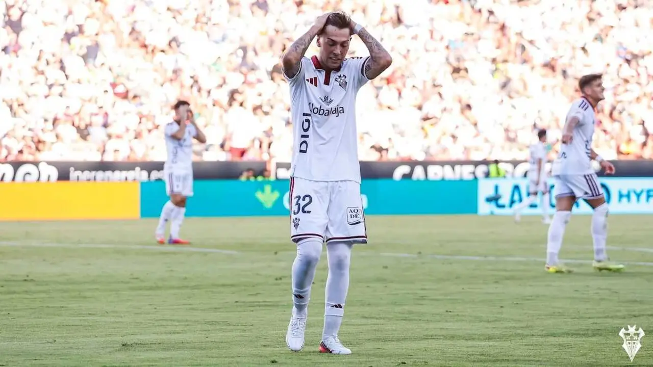 Un gol de Pablo S&aacute;enz condena al Albacete en el Carlos Belmonte