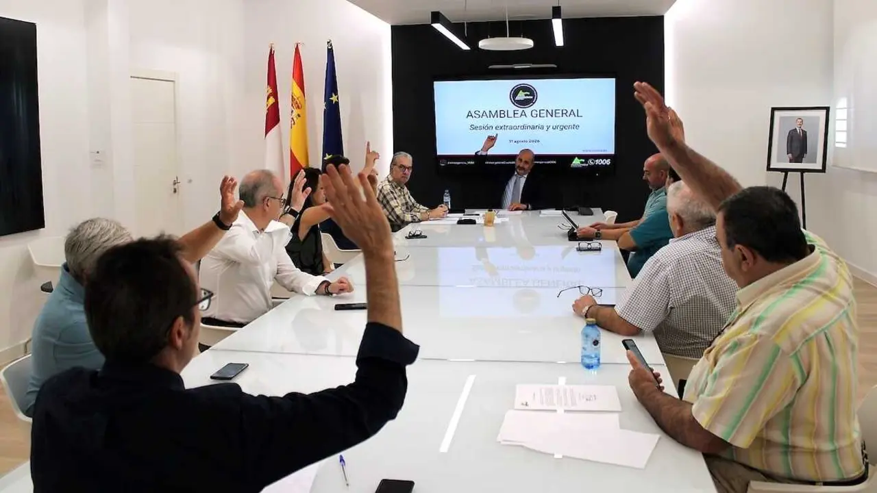 En la imagen un instante de la Asamblea General del Consorcio para el Servicio contra Incendios y de Salvamento (SCIS) de la provincia de Ciudad Real