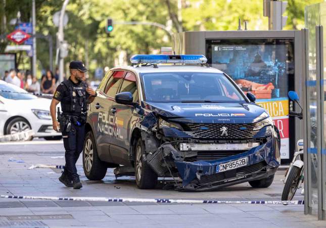 Tres mujeres y un bebé heridos tras ser atropellados por un coche de la Policía