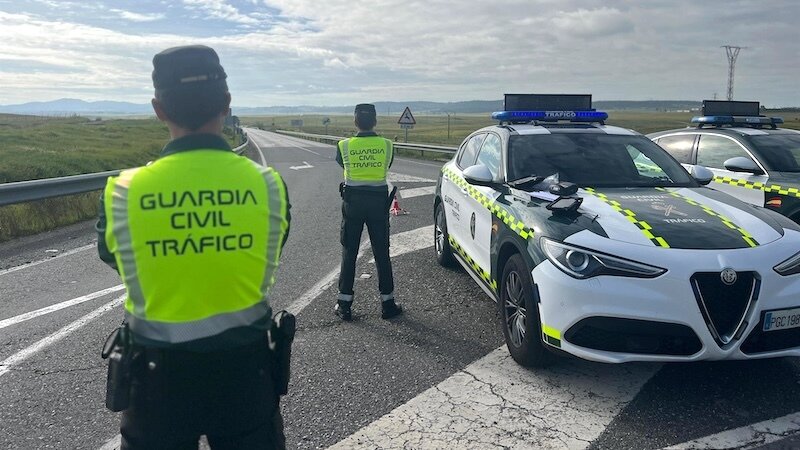 Guardia Civil de Tráfico, control, accidente,