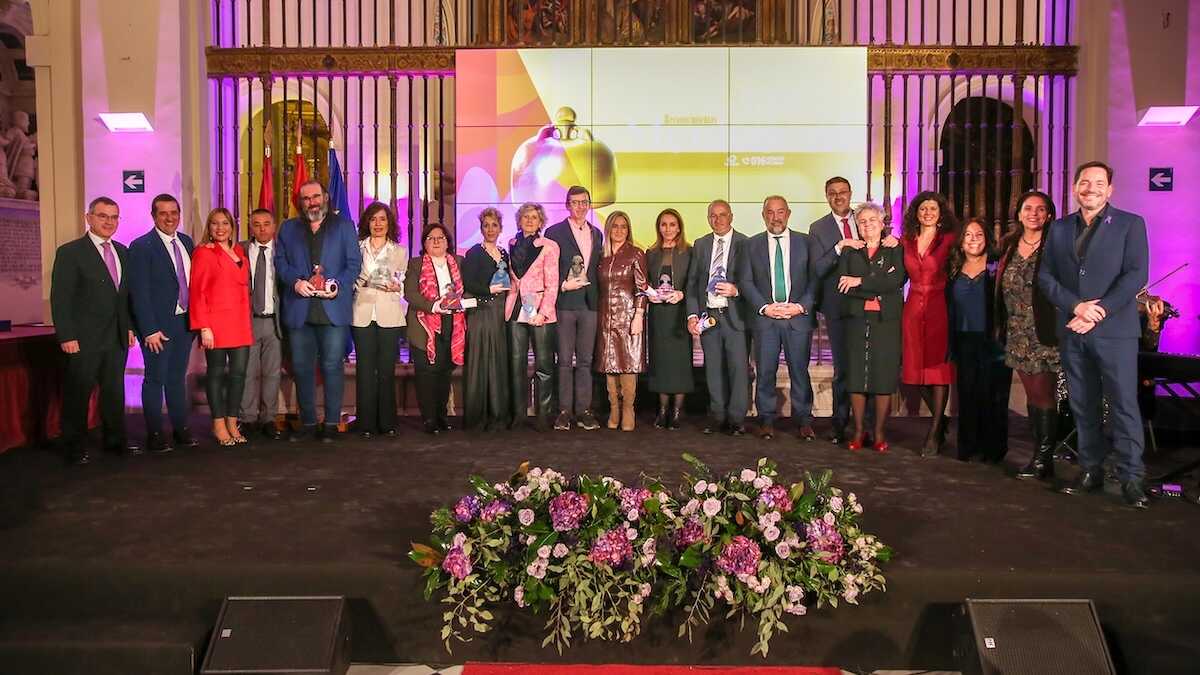 Imagen de familia de la entrega de los 'Reconocimientos Menina 2025' que otorga la Delegación del Gobierno a través de la Unidad de Coordinación contra la Violencia sobre la Mujer
