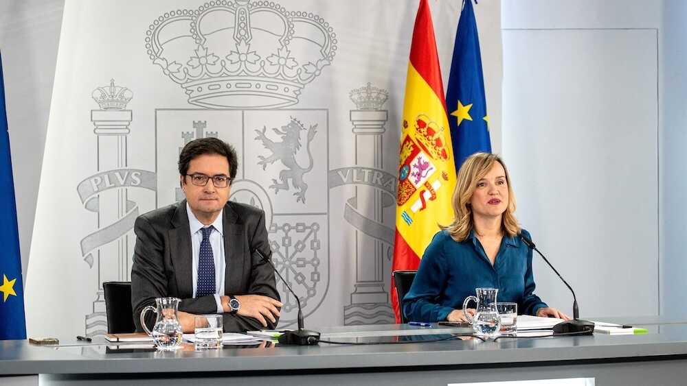 El ministro de Transformación Digital y Función Pública, Óscar López, y la ministra de Educación, Formación Profesional y Deportes y portavoz del Gobierno, Pilar Alegría, durante la rueda de prensa tras el Consejo de Ministros - EP/Gabriel Luengas